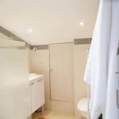 Parking Rue Gratuit Centre Wifi Offert Apartment